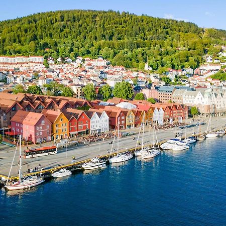 Ferienwohnung Live In Historic Building - View To Bryggen Bergen Exterior foto