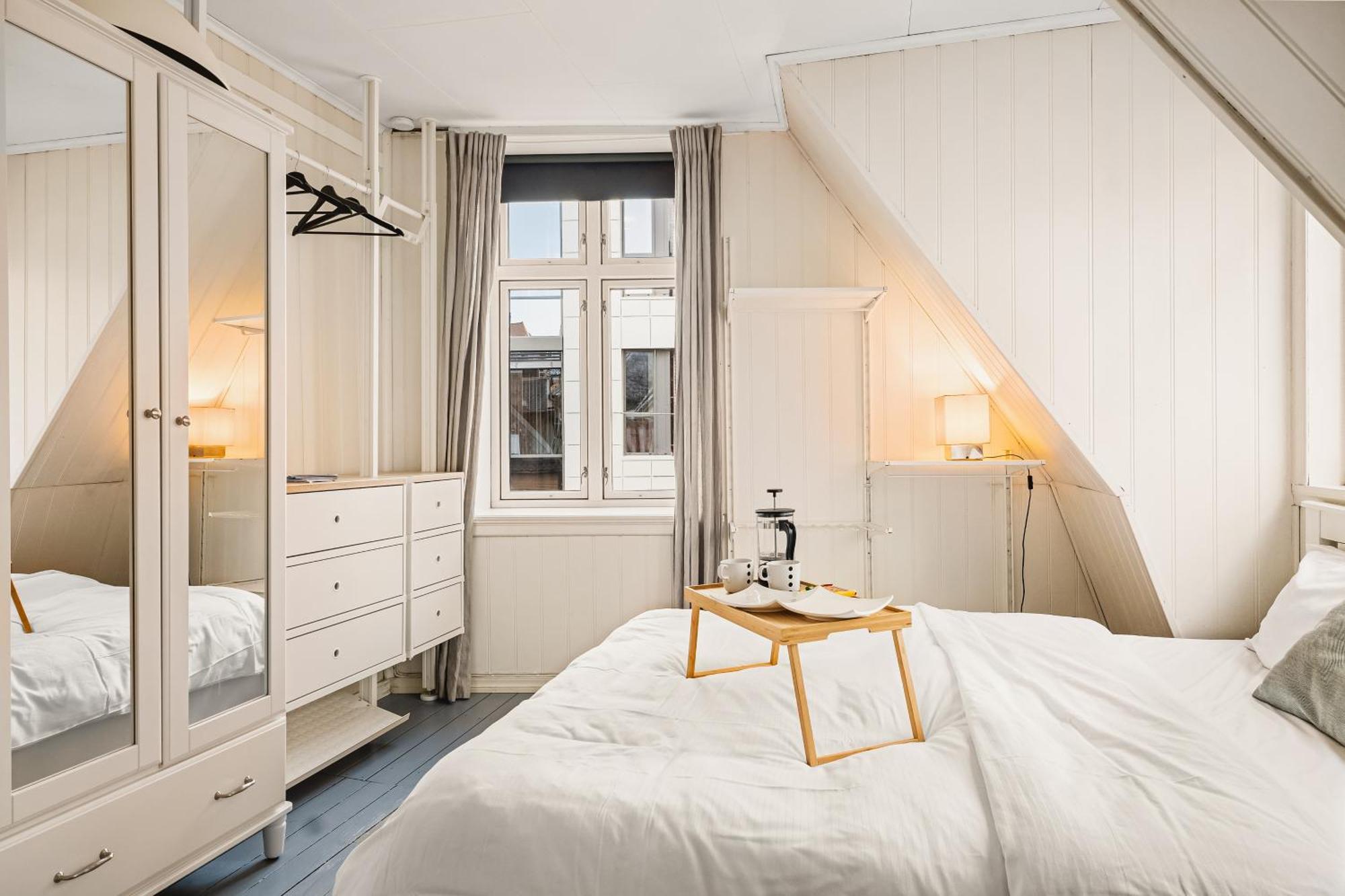 Ferienwohnung Live In Historic Building - View To Bryggen Bergen Exterior foto